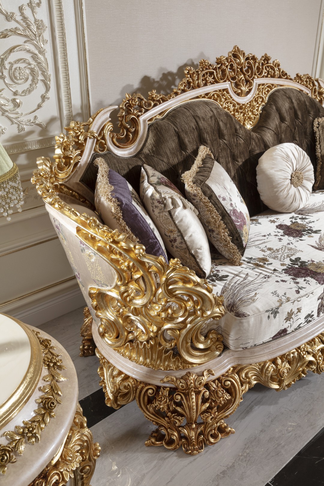 RENAS Classic Sofa Set - Image 11