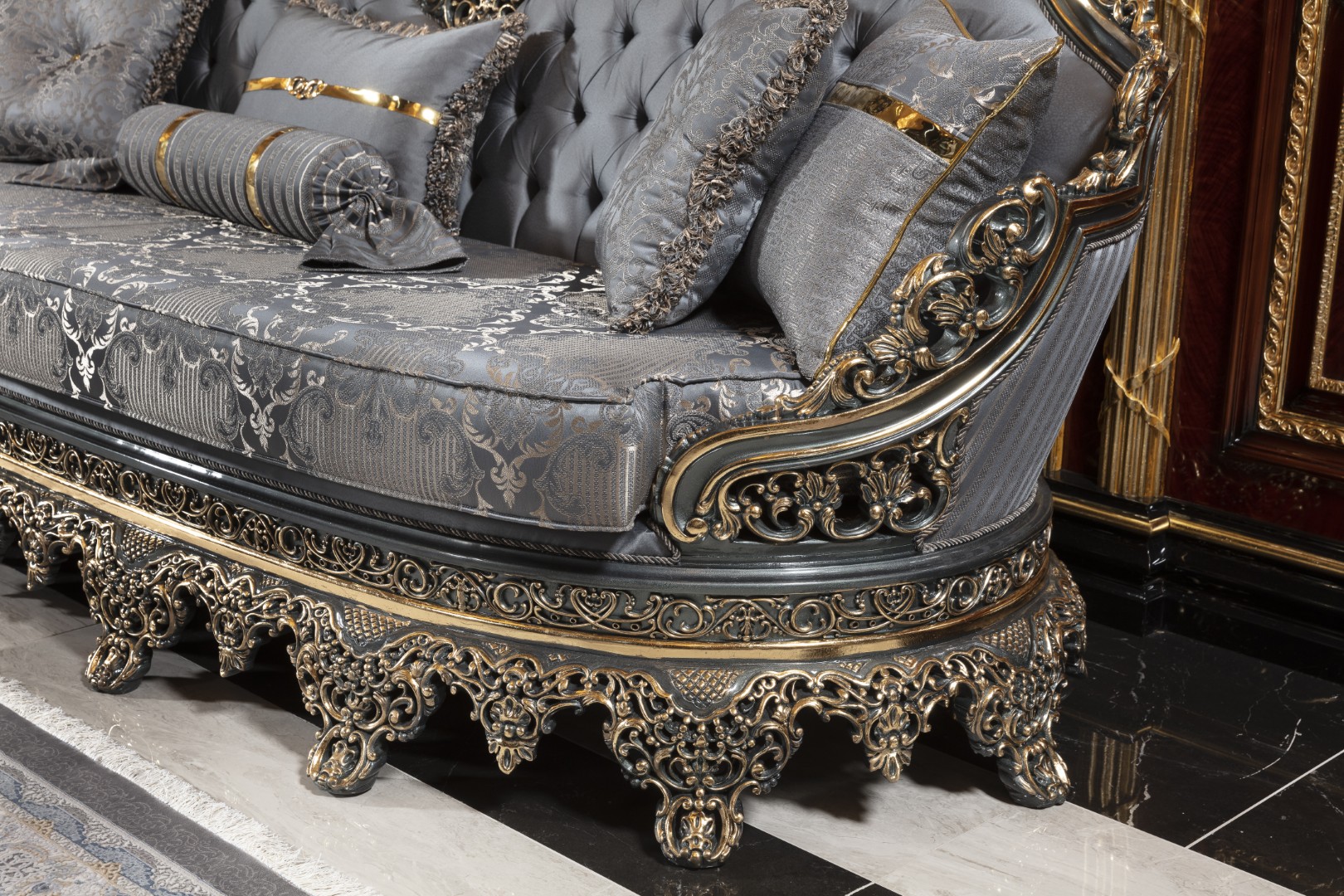 MILAS Classic Sofa Set - Image 3