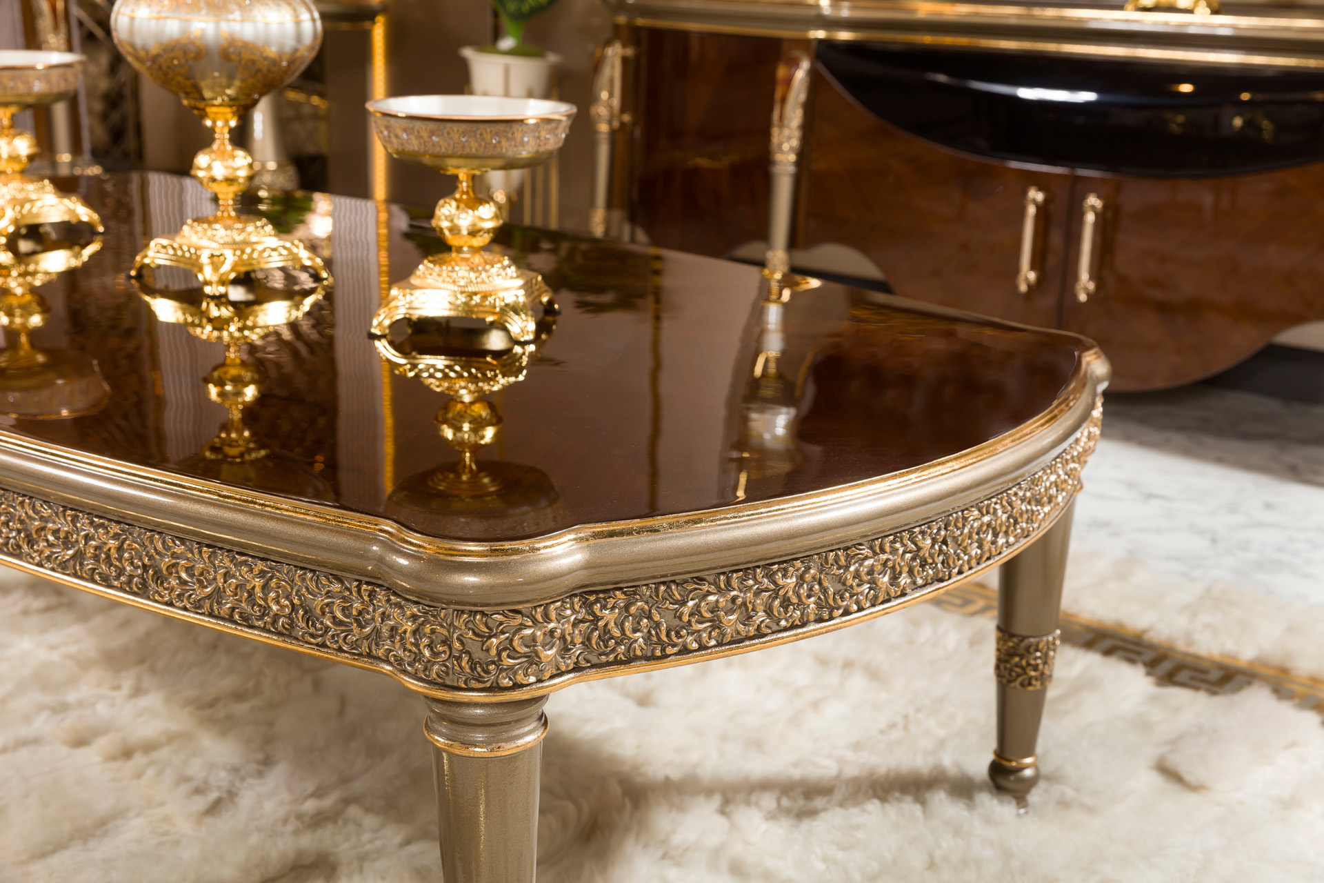 LUCCA Classic Center Table - Image 5