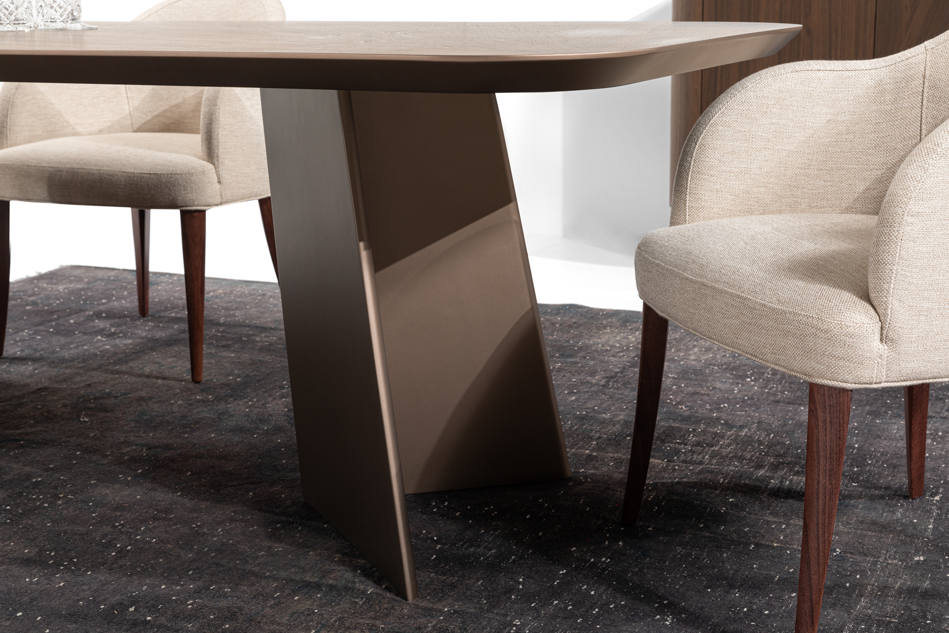 TORONTO Dining Set with 8 Chairs, Console & Mirror - Image 4