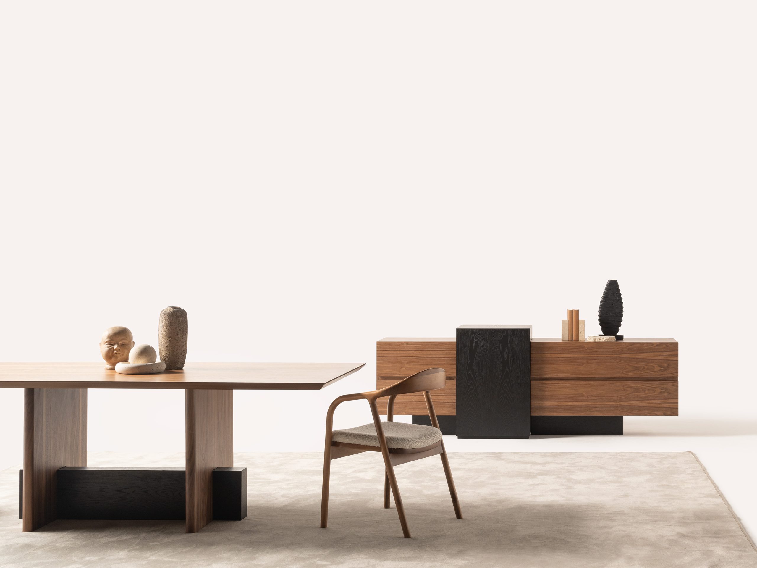 MARTIAL Dining Set with 8 Chairs, Console & Mirror - Image 11